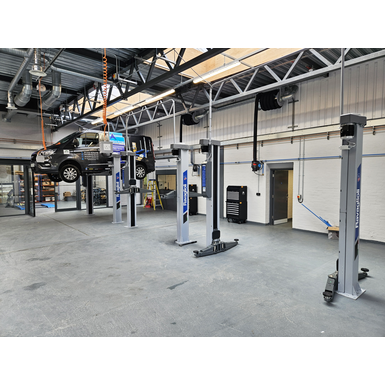 2 Post Lifts KPE32 PI 01