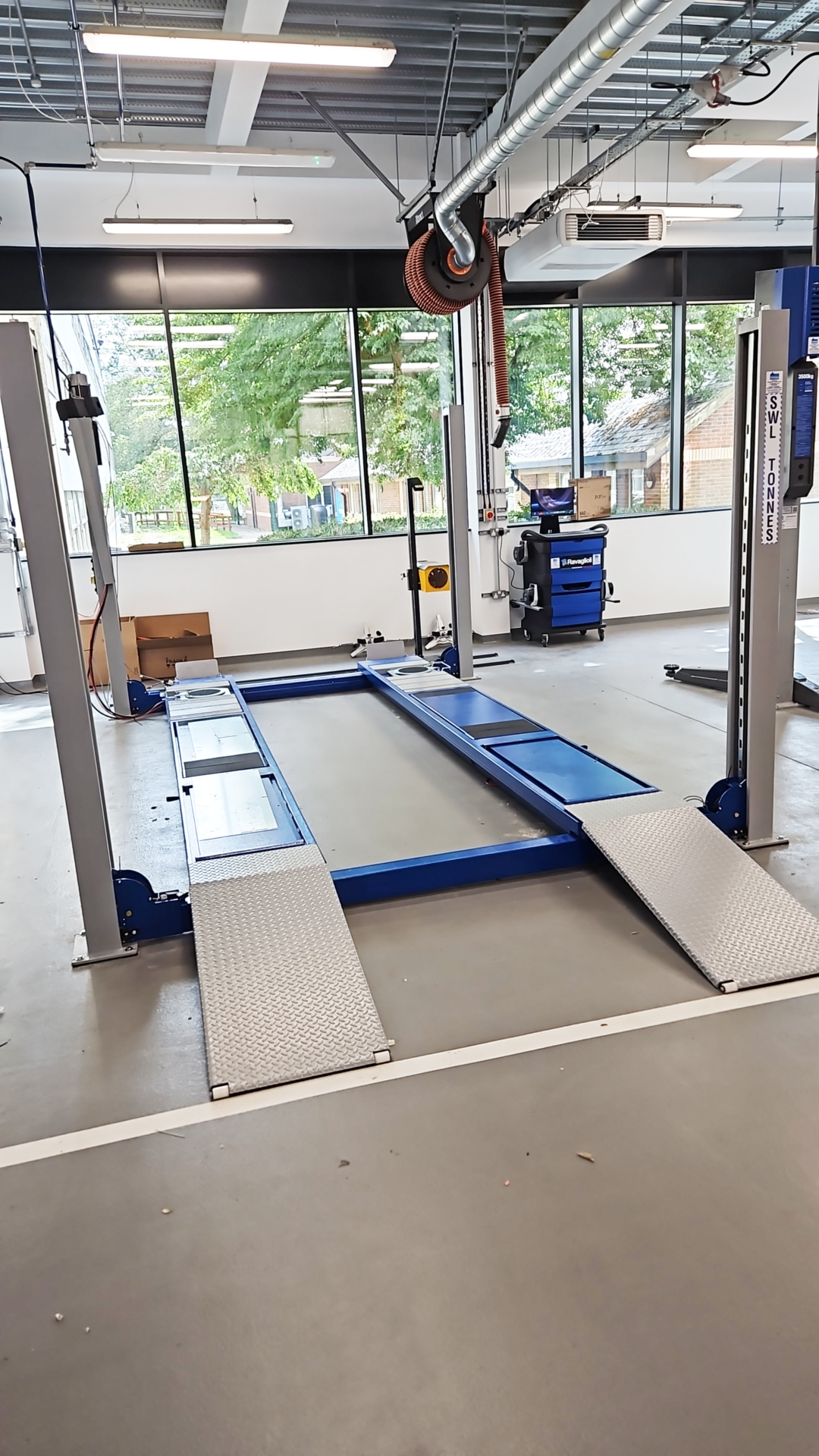 4 Post Lift RAV4402SI PI 02